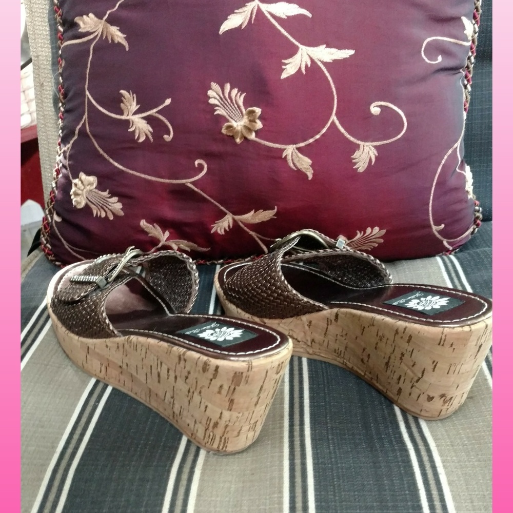Sold! Yellow Box Cork Wedges withe Gold Bronze - Picture 3 of 3